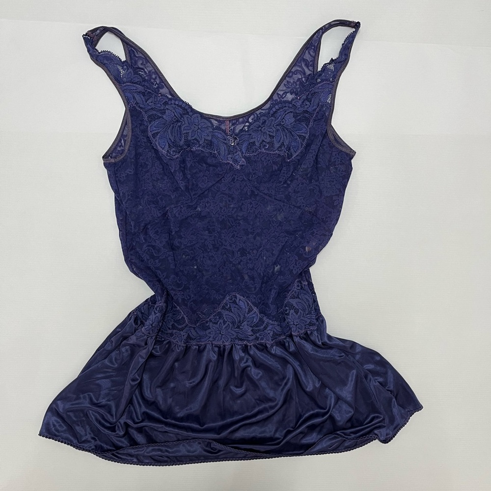 COPY - Vivien- Vintage lace top - size M